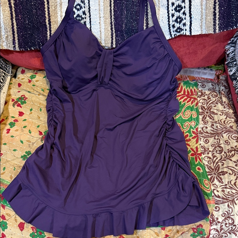Lands' End Purple Swim dress size 20W like new. Swim bottoms are size 18.
